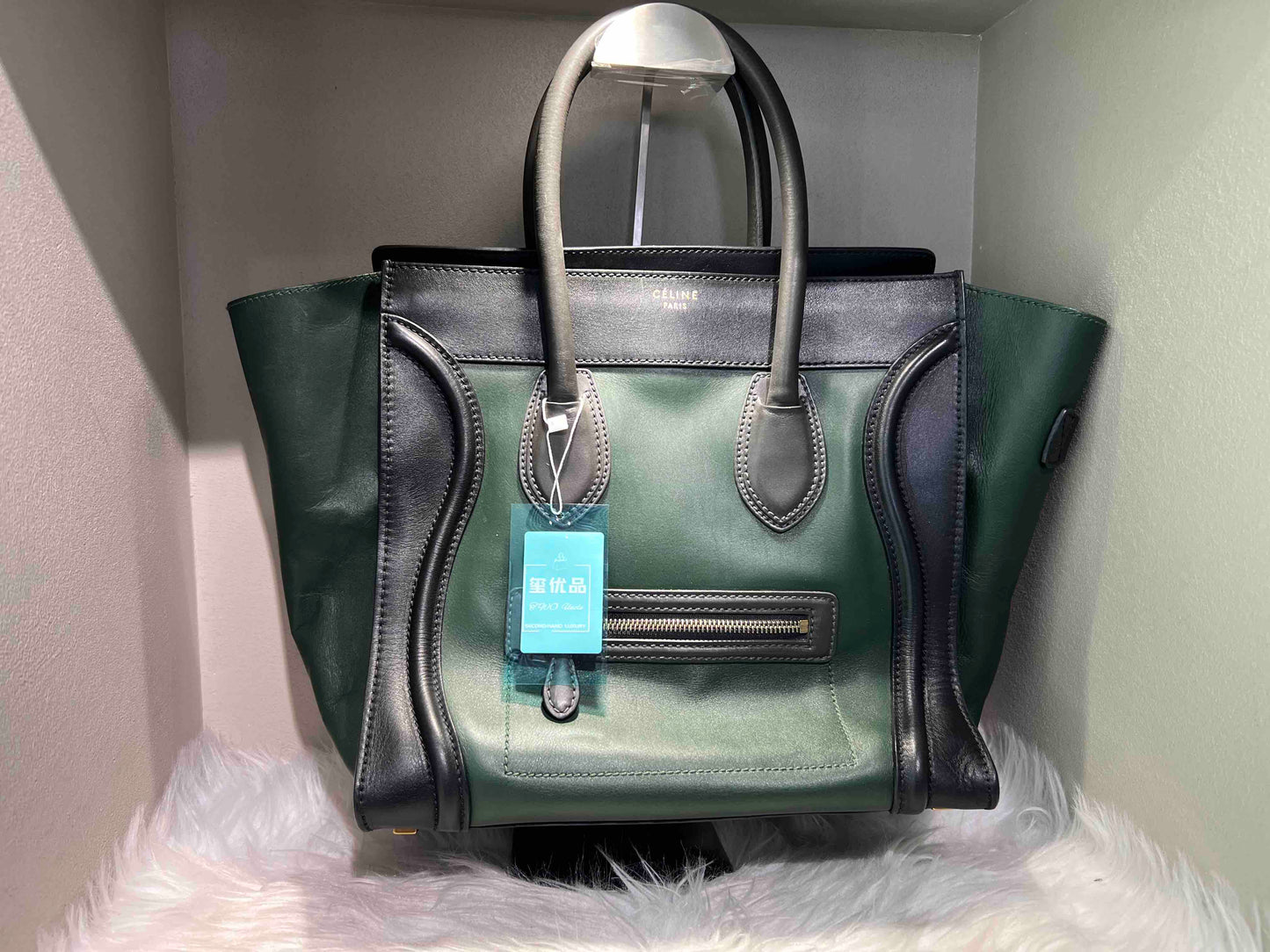 Luxury CELINE Luggage Smiling Face Bag in Green and Black Leather