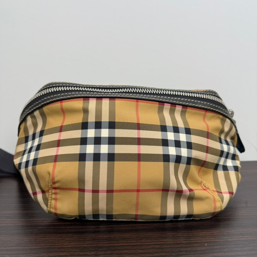 Luxury Burberry Canvas Plaid Bumbag Beige Belt Bag B3011