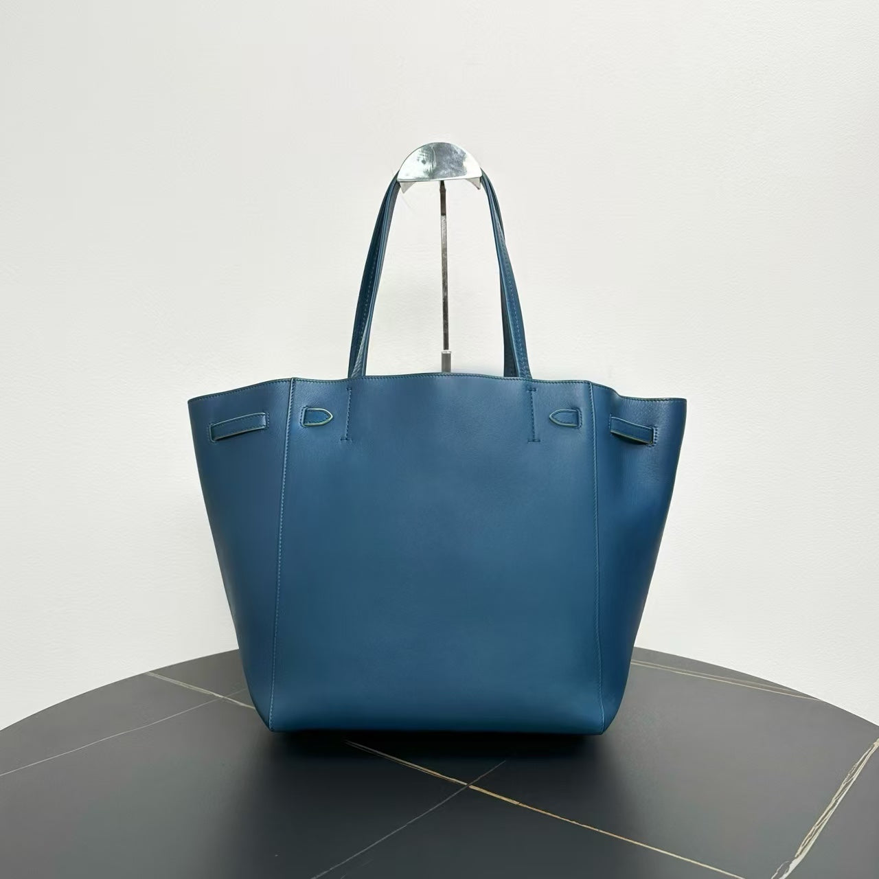 Luxury CELINE Medium Cabas Phantom Tote Bag in Blue Leather Tote