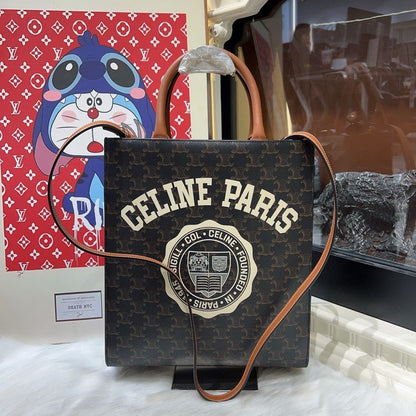 Luxury CELINE Box Bag in Black Leather Shoulder Bag