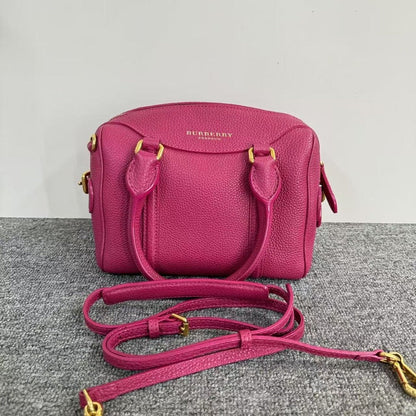 Luxury Burberry Orchard Bag Pink Leather Shoulder Bag