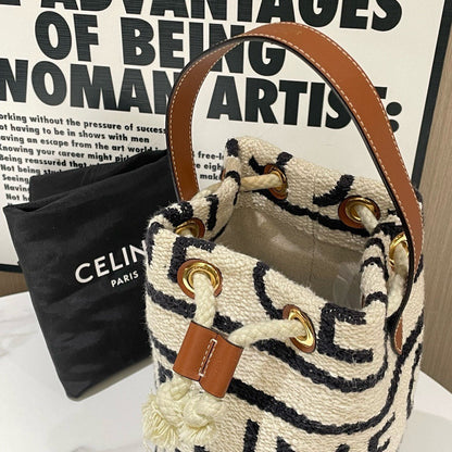 💕 Luxury CELINE Shearing Bucket Bag #13224