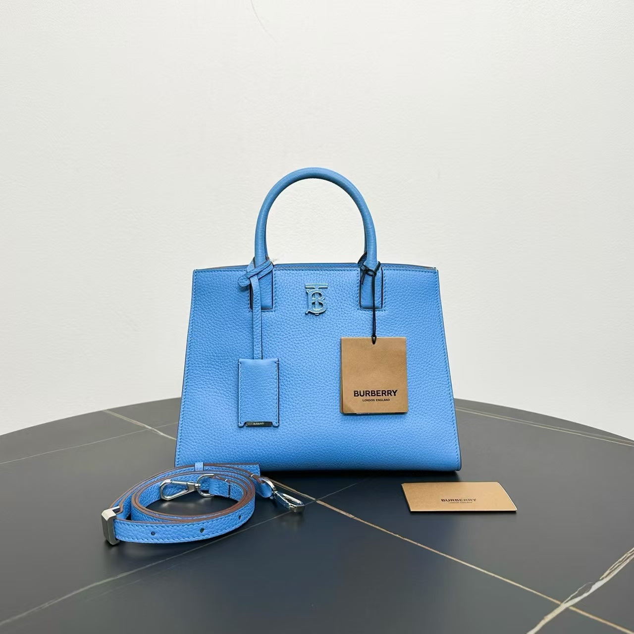 Luxury Burberry Leather Two-Way Bag in Blue -  Satchel