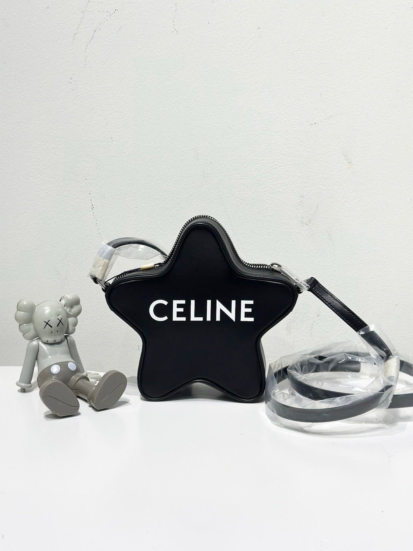 Luxury CELINE Star Black Crossbody Bag -